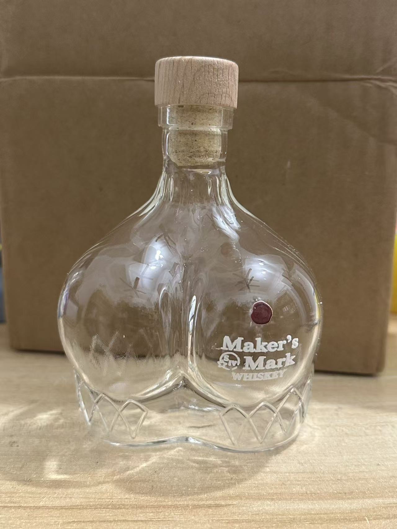 Glass Decanter Whiskey - Neuartige Whiskykaraffe in Po-Form, handgefertigte Kristallglas-Likörflasche,